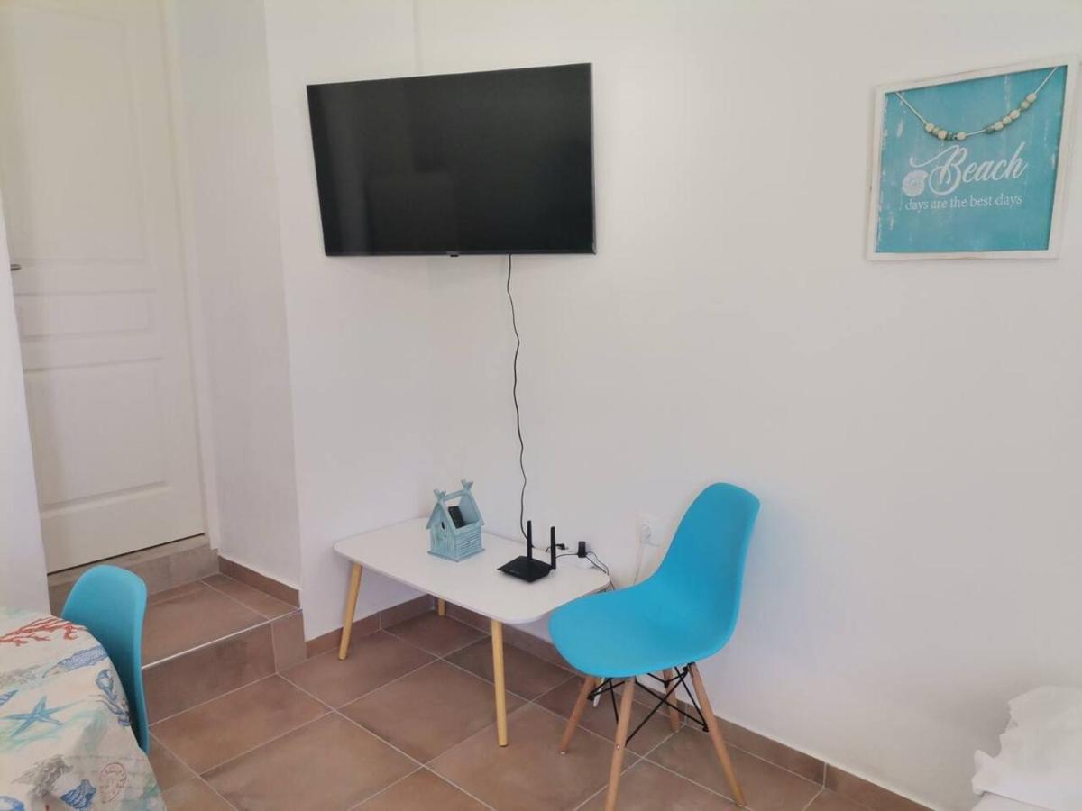 Blue Central Apt 10 Min To The Port/ Wash Machine Lávrion Exterior foto